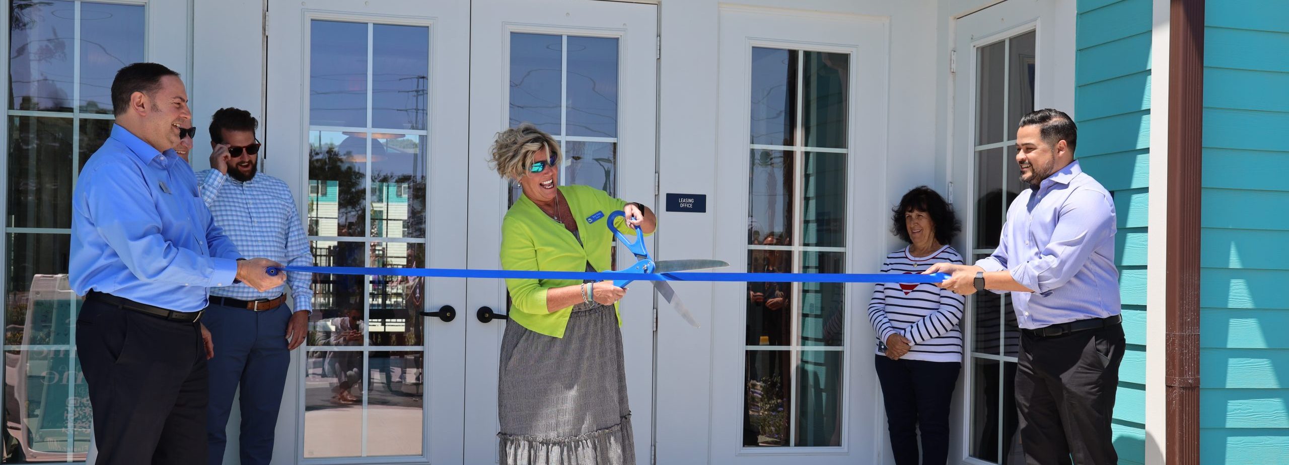 ribbon_cuttin_asref